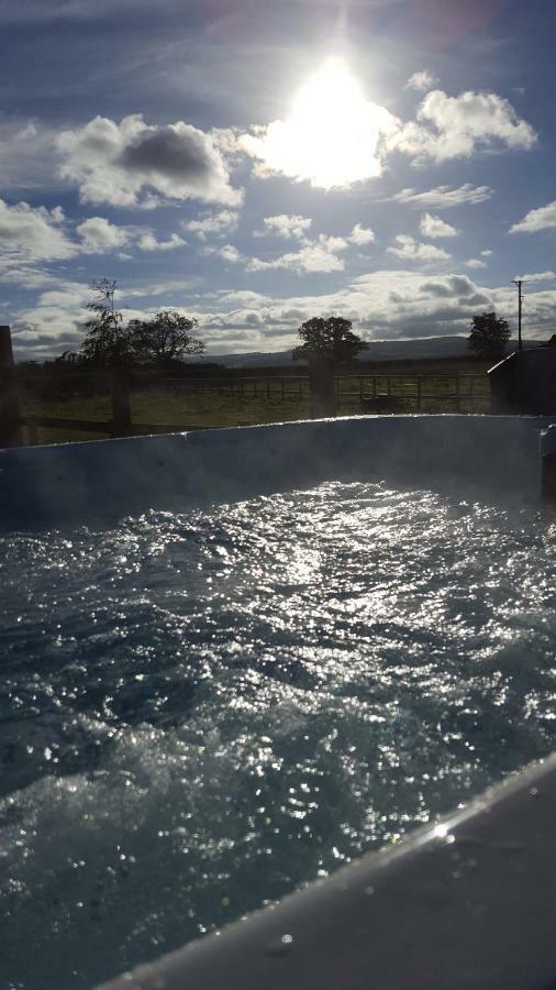 Ruth'S Refresh Country Retreat With Private Hot Tub Villa Shrewsbury Exterior foto