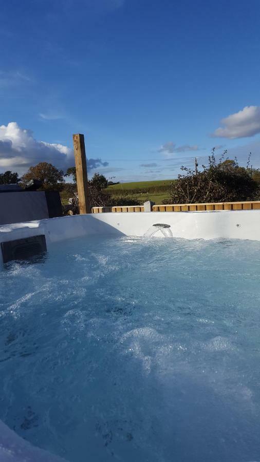 Ruth'S Refresh Country Retreat With Private Hot Tub Villa Shrewsbury Exterior foto
